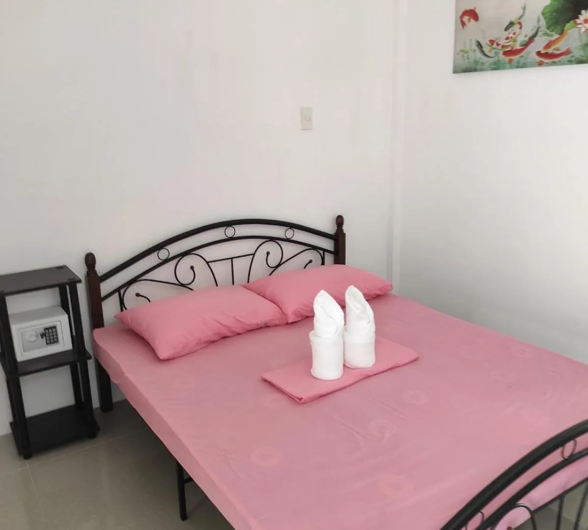 Ub Home Dauis Bed & Breakfast