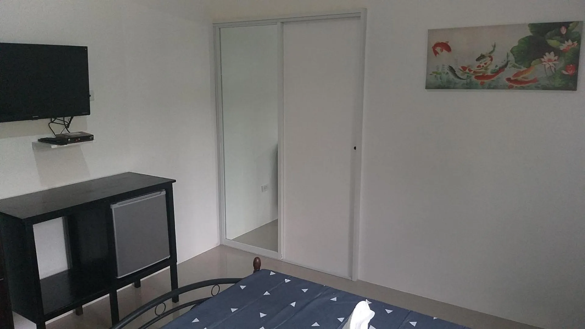 Ub Home Dauis Bed & Breakfast